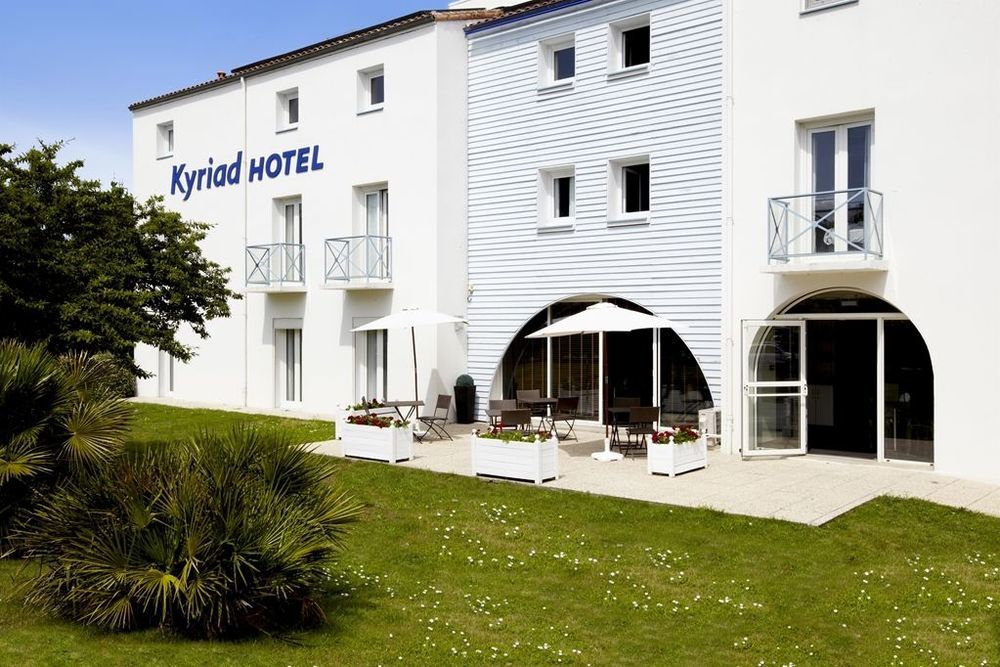 Hotel Kyriad La Rochelle Centre Ville Bagian luar foto